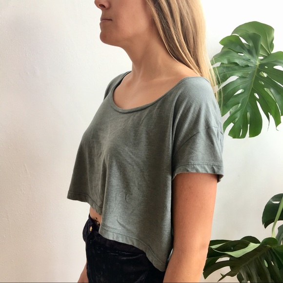 Sage green oversized crop top - Picture 4 of 4